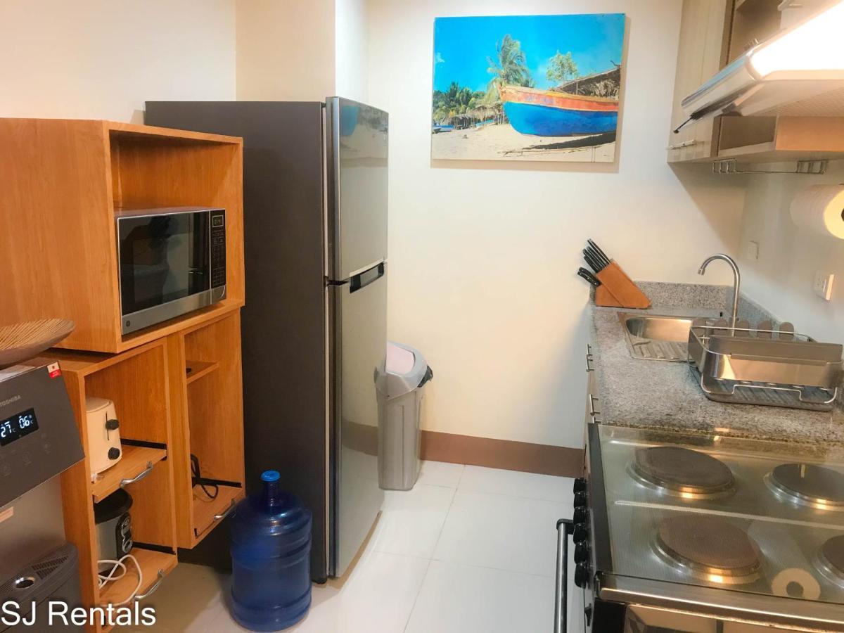 2 Bedroom Condo @ Midpoint Residences W/ City View マンダウエ・シティ エクステリア 写真